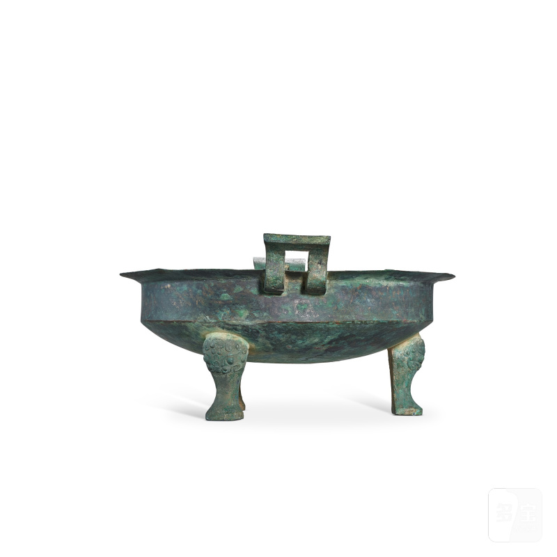 Two archaic bronze vessels, Eastern Zhou - Han dynasty | 東周至漢 青銅器兩件 - 图9